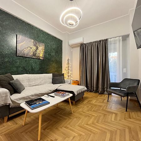 Deseo Apartments Атина Екстериор снимка
