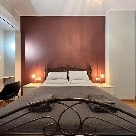 Deseo Apartments Атина Екстериор снимка