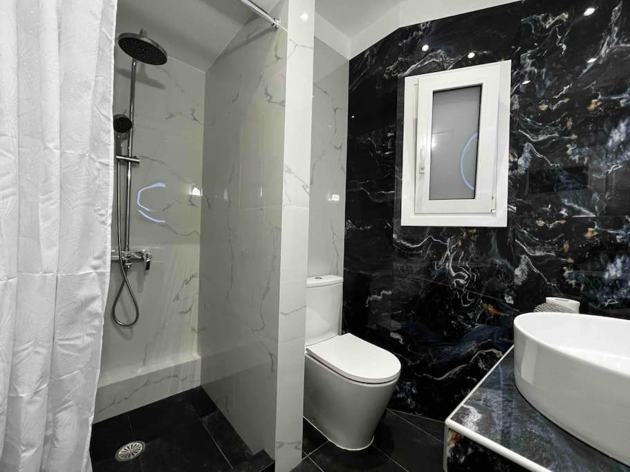 Deseo Apartments Атина Екстериор снимка